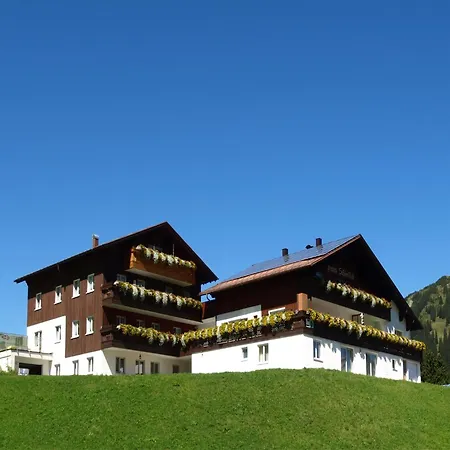 Modern With Swimming Pool In * Damuels